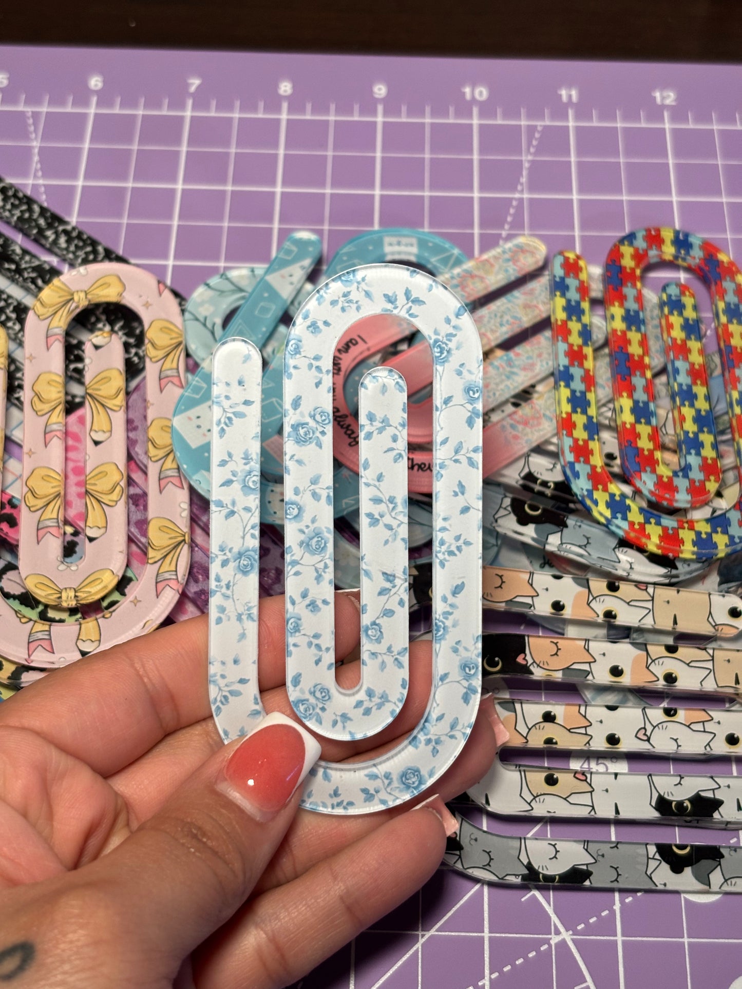 Vintage Floral Paper Clip