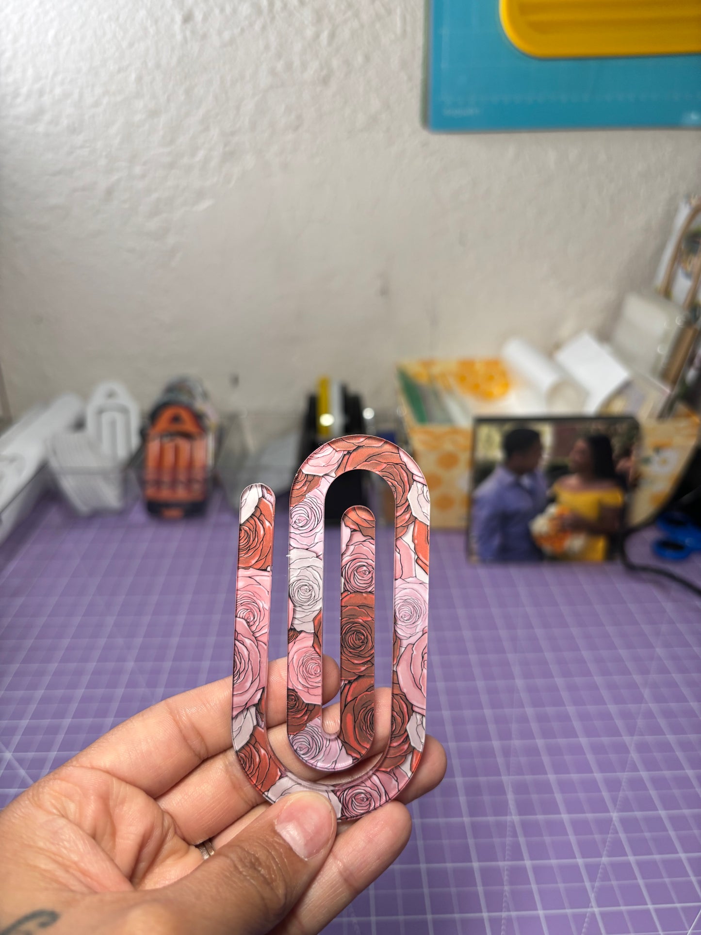 Roses Paper Clip