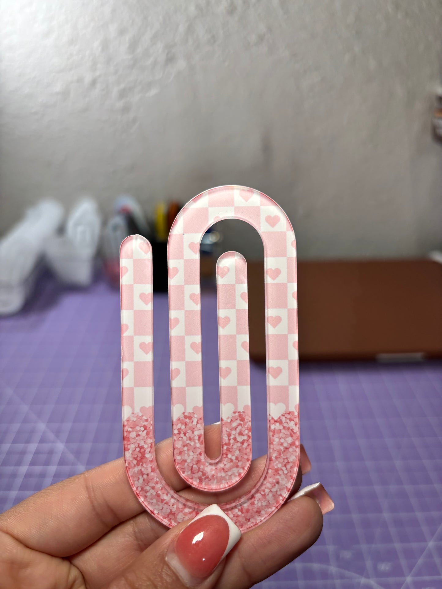 Pink Hearts Paper Clip